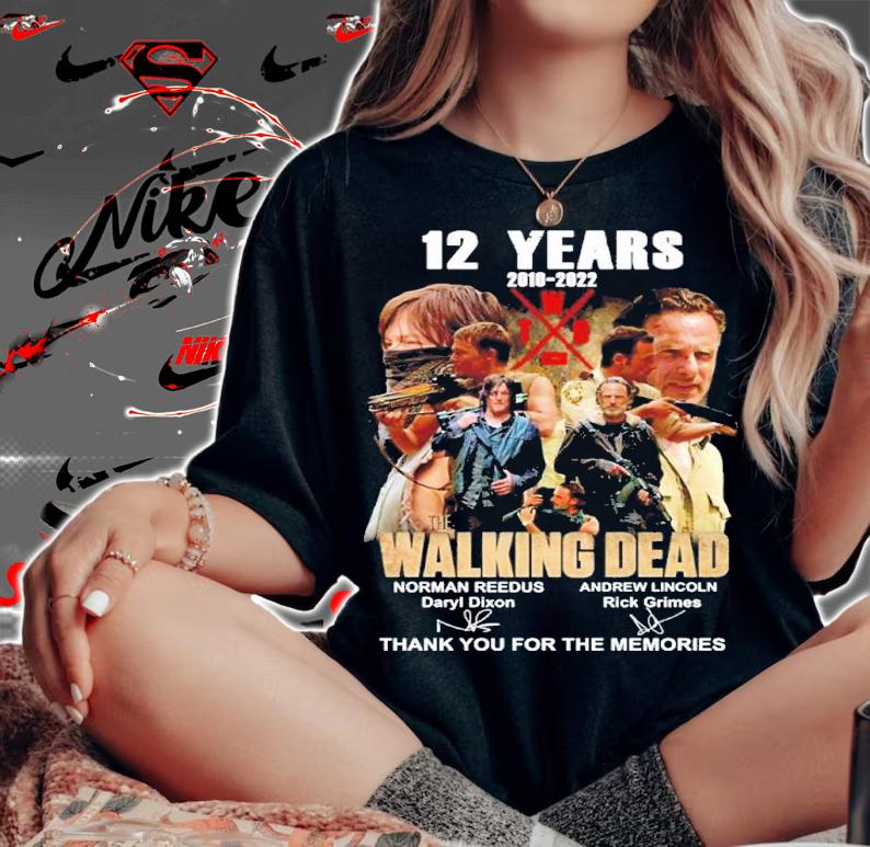 12 Years 2010-2022 Walking Dead Signatures Thank You For The Memories Shirt t-shirt