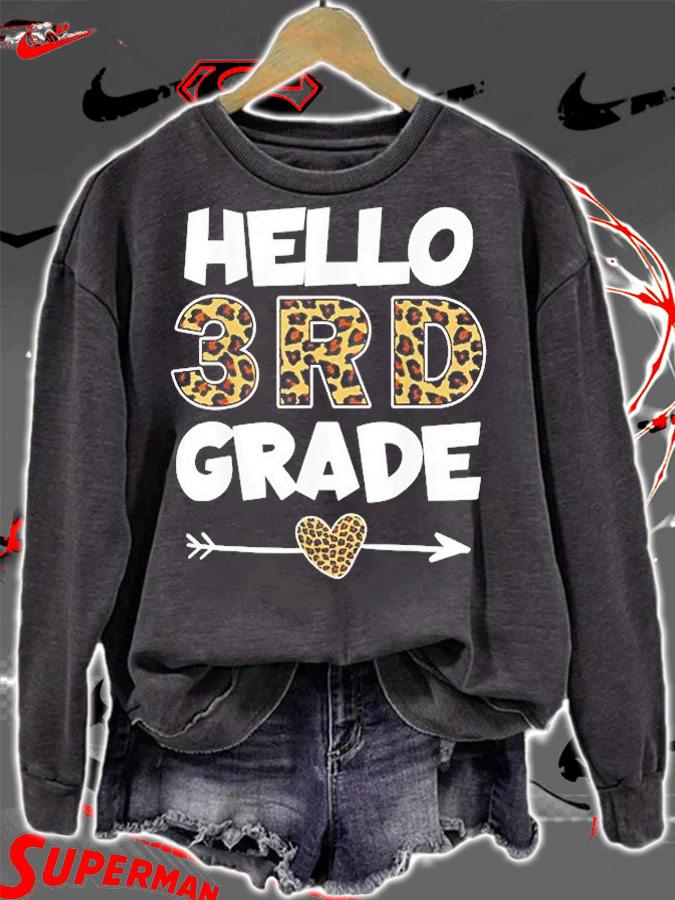 Hello 3rd Grade Leopard Print Third Grade Teacher Kids Gift T-Shirt t-shirt