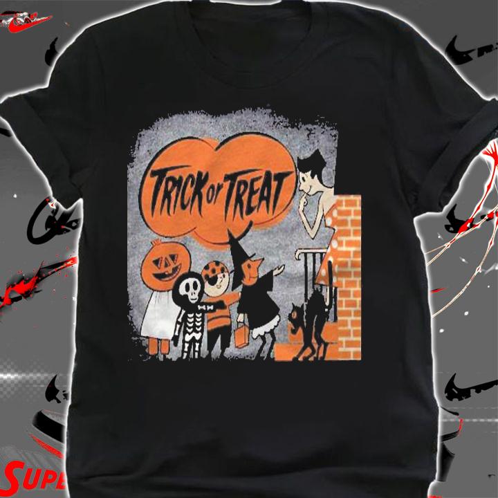 Vintage Halloween Trick Or Treaters Classic Shirt t-shirt shirt