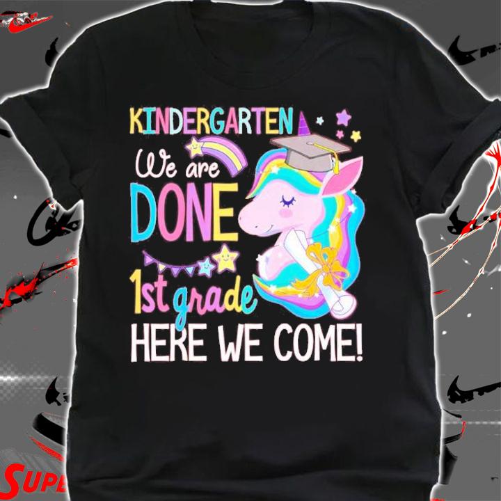 Kids Kindergarten Graduation Cute Unicorn Class Of 2022 Shirt t-shirt shirt