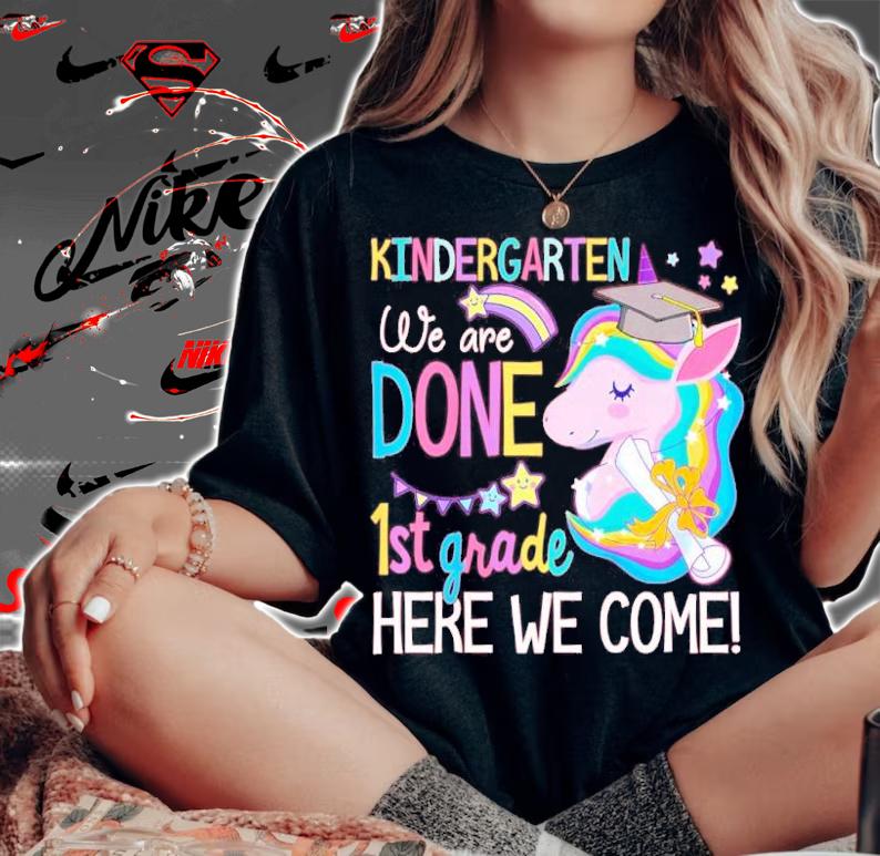 Kids Kindergarten Graduation Cute Unicorn Class Of 2022 Shirt t-shirt woman shirt