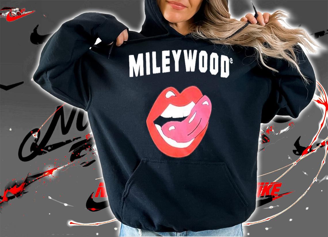 Miley Cyrus Mileywood Mouth Licking Lips Shirt t-shirt