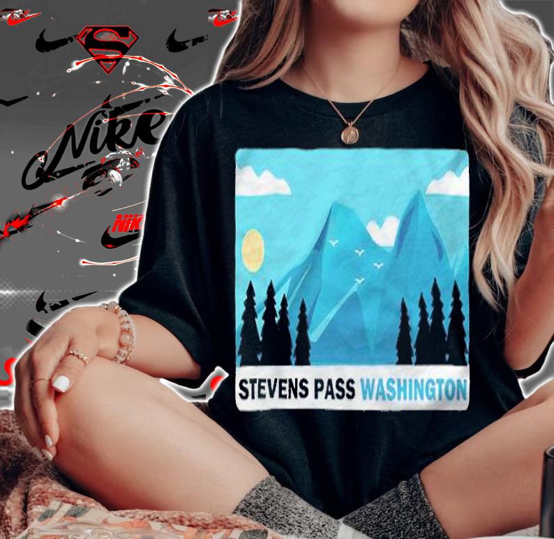 Stevens Pass Mountains Washington T-shirt woman shirt