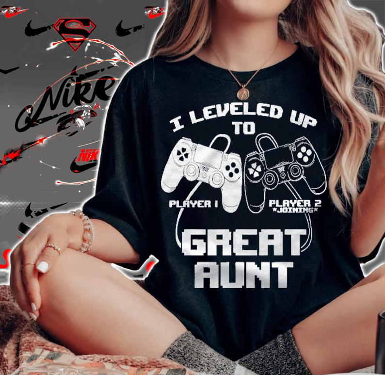 I Leveled Up To Great Aunt Gaming Baby Gender Announcement Shirt woman shirt