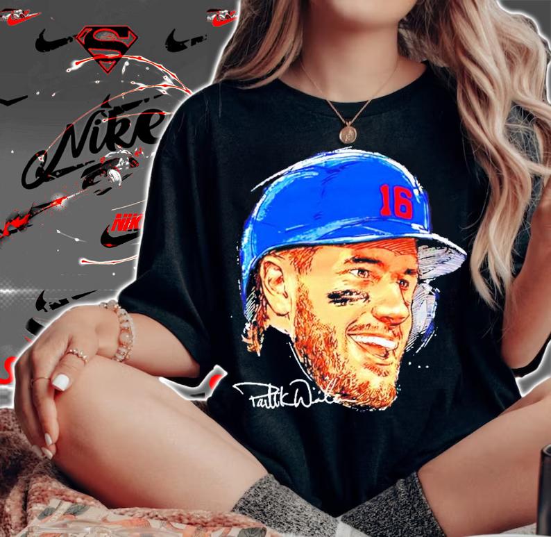 Chicago Baseball 16 Patrick Wisdom Portrait signature shirt woman shirt