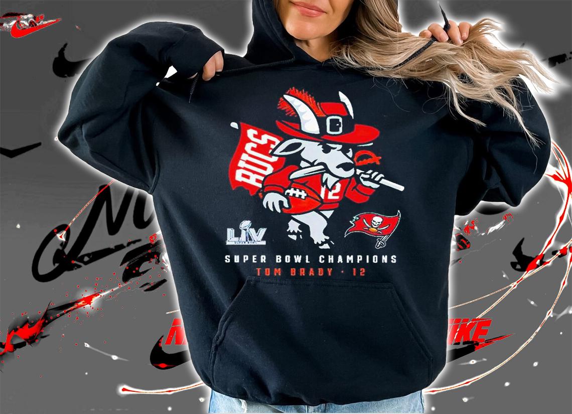 Tom Brady Tampa Bay Buccaneers Goat 12 Super Bowl Champions T-shirt